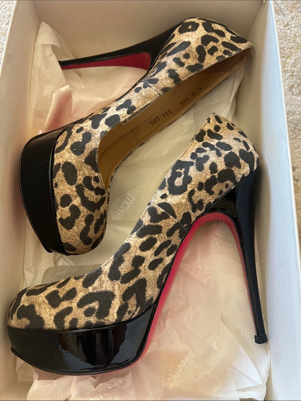 Luciano Padovan Leopard Print Pumps - Tan and Black
